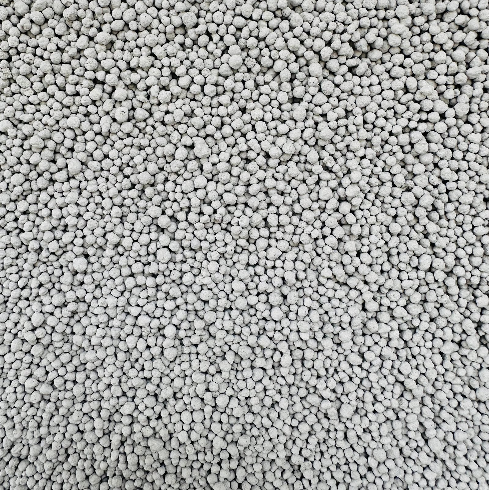 2-3.5mm round bentonite cat litter sand as a non-clumping size route